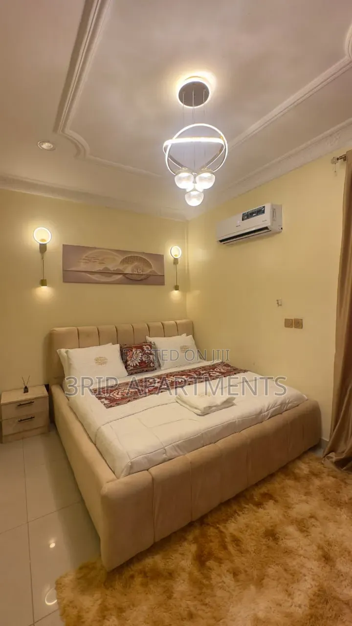 1 Bedroom Apartment Wuse 2. in Wuse 2