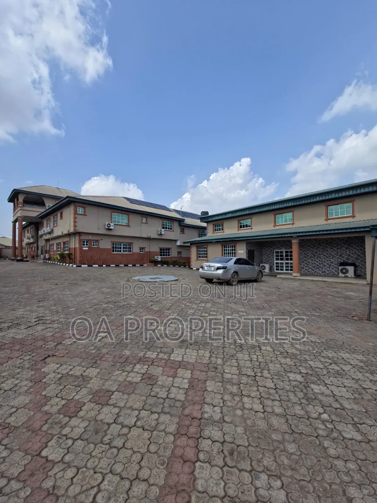 Functional 36-Room Hotel With a Hall/Event Centre, Ologuneru, Ibadan. in Akobo