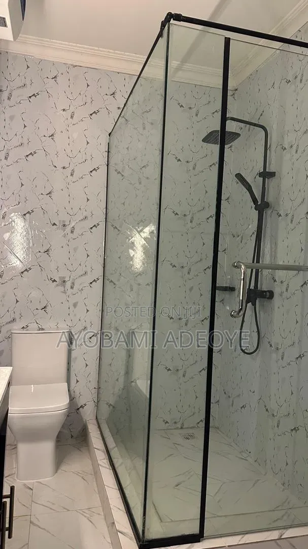 Furnished Mini Flat in Lekki Phase 1 for rent in Lekki Phase 1