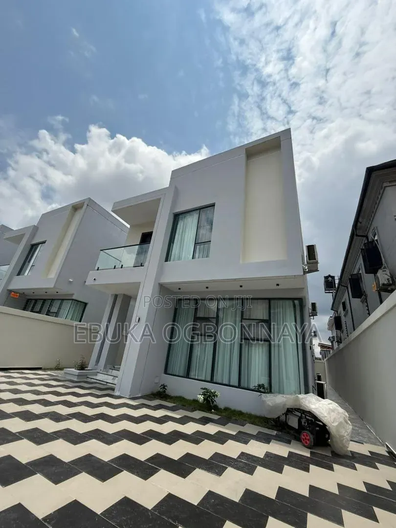 4bdrm Duplex in Gbalajam-Woji, Port-Harcourt for sale in Port-Harcourt