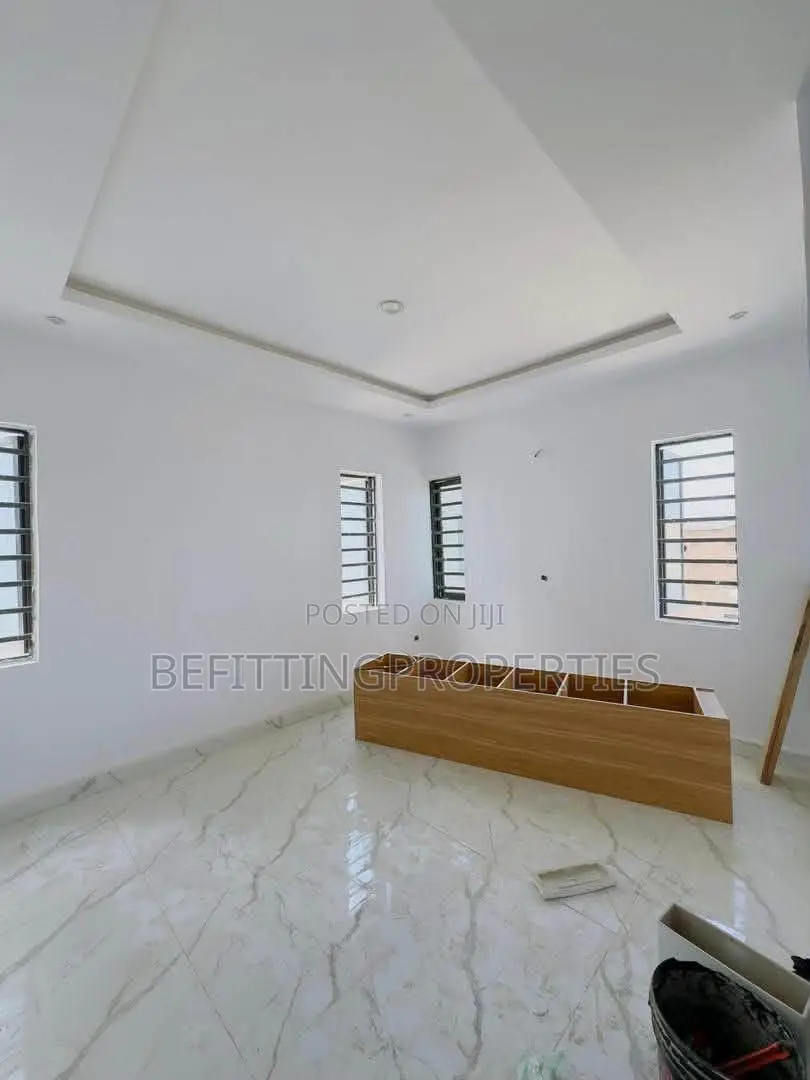 4bdrm Duplex in Ikeja for sale in Ikeja