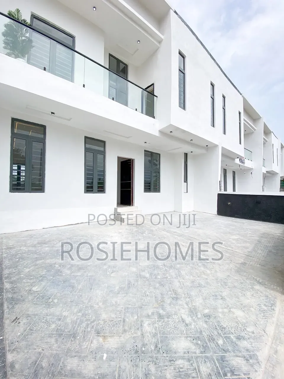 3bdrm Duplex in Sangoted, Sangotedo for sale in Sangotedo