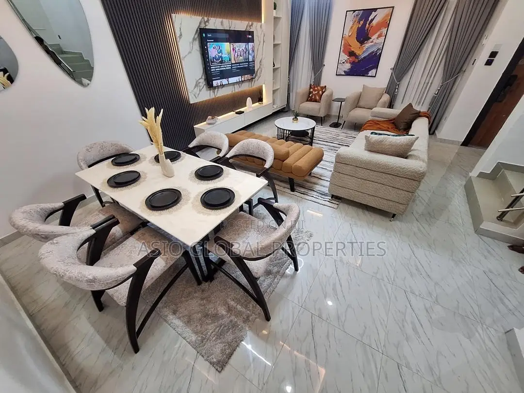 4-Bedroom Luxury Apartment With, Gym /Pool / Ps5 in VGC in VGC / Ajah