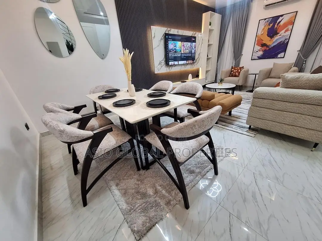 4-Bedroom Luxury Apartment With, Gym /Pool / Ps5 in VGC in VGC / Ajah