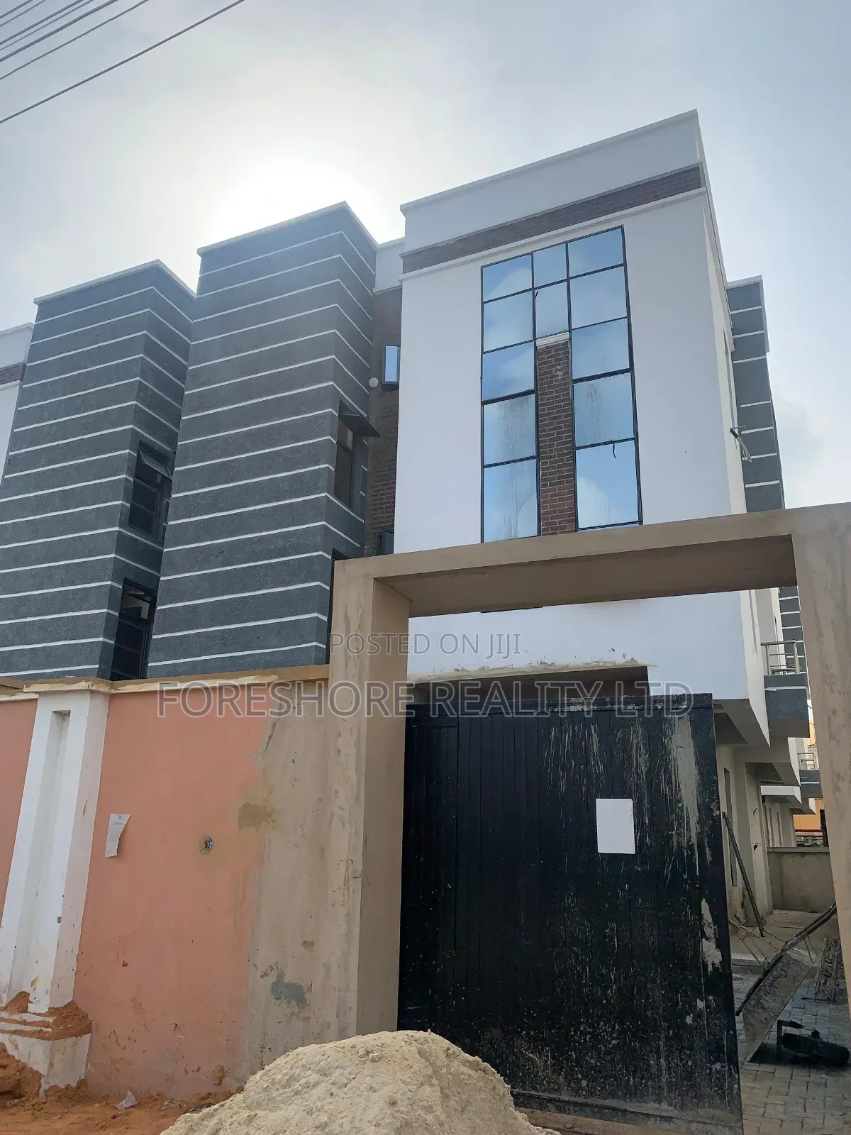 4bdrm Duplex in Adedeji, Lekki Phase 1 for rent in Lekki Phase 1
