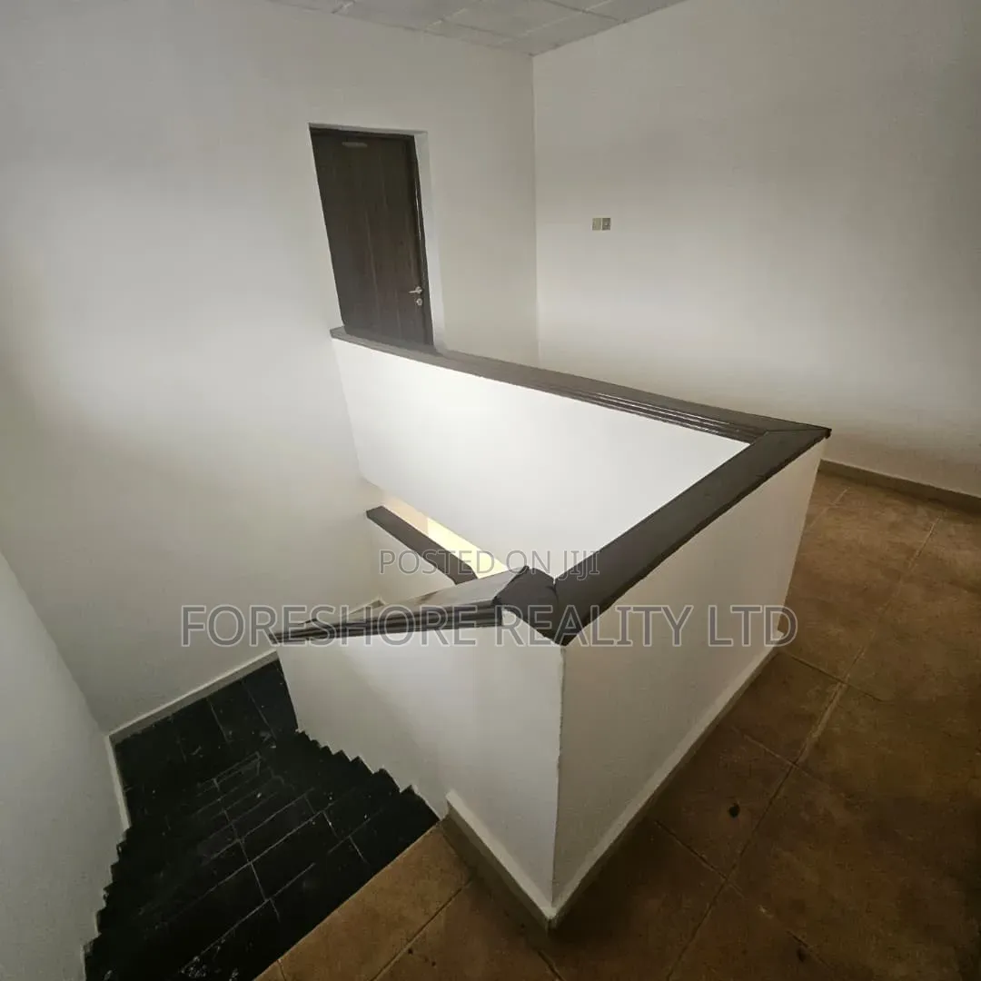 5bdrm Duplex in Cmd Road, Agboyi/Ketu for rent in Agboyi/Ketu