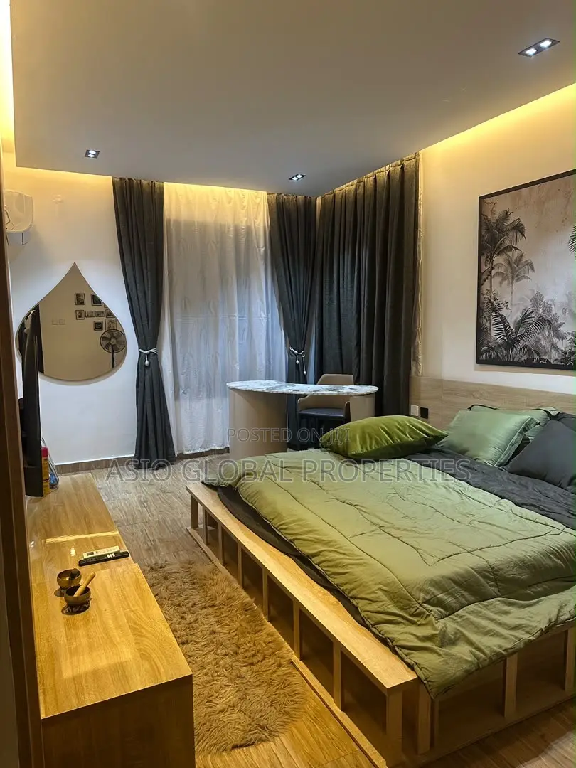 2 Bedroom Luxury Apartment With Pool Gym | Lekki Phase 1 in Lekki Phase 1