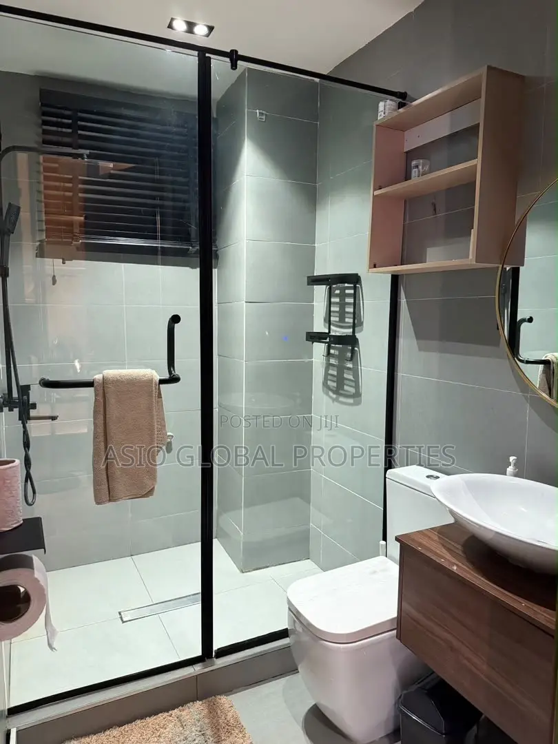 2 Bedroom Luxury Apartment With Pool Gym | Lekki Phase 1 in Lekki Phase 1