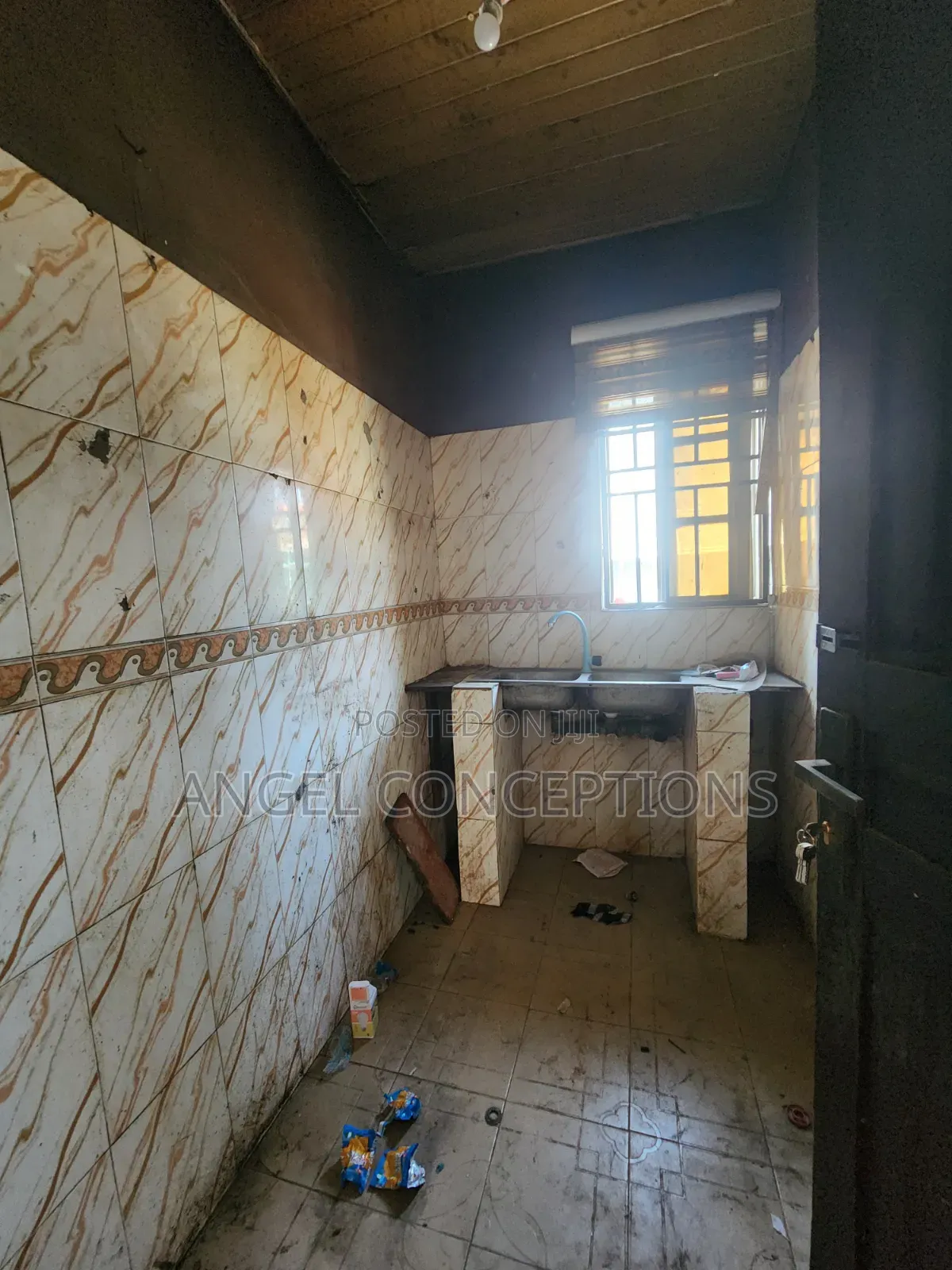2bdrm Apartment in Ebute Metta for rent in Ebute Metta