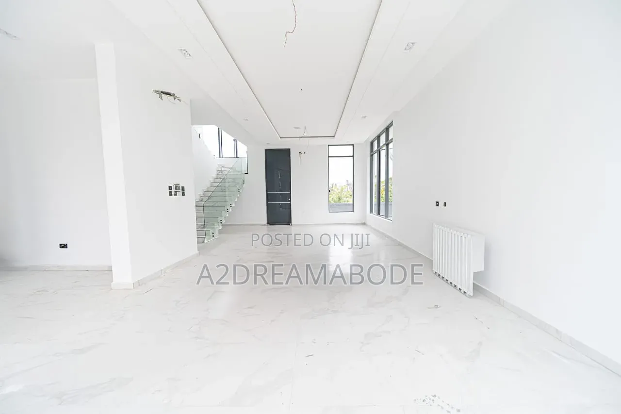 5bdrm Duplex in Lekki, Osapa london for sale in Osapa london
