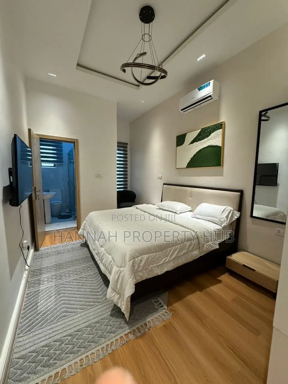 4 Bedroom Apartment With Internet Gym Swimming Pool Hot Tub in Lagos Island / Lagos Island