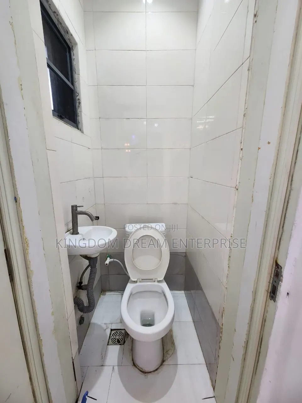 2bdrm Apartment in Chisco Lekki Lagos, Ologolo for rent in Ologolo