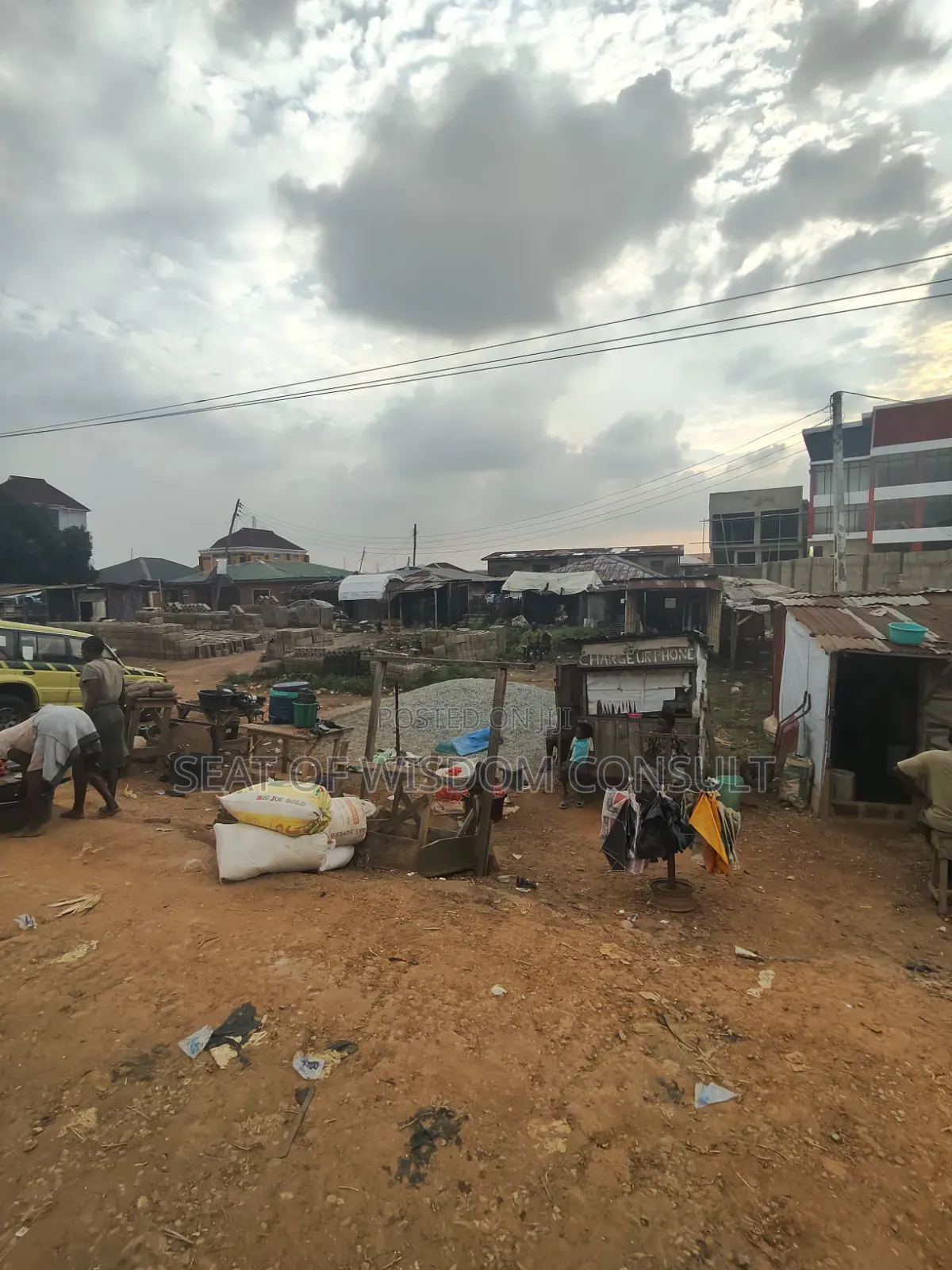 600sqm Commercial Land for Lease in Iwo Road