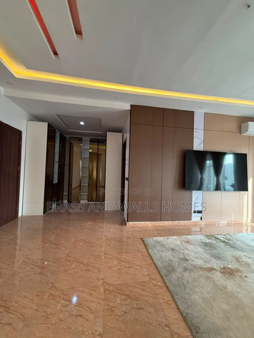 Furnished 3bdrm Duplex in Osapa london for sale in Osapa london