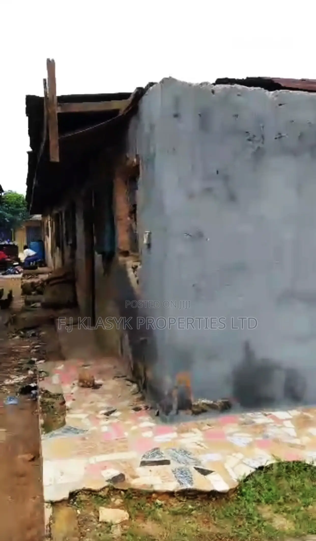 50ft by 100ft Property for Sale in Benin City