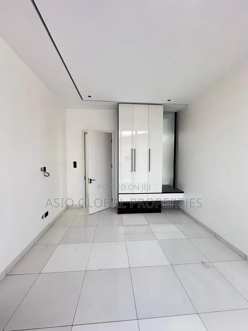 2bdrm Apartment in Victoria Island for sale in Victoria Island