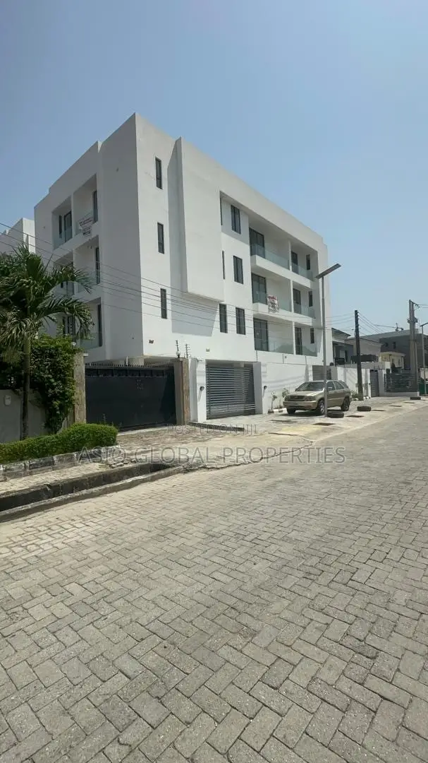 2bdrm Apartment in Victoria Island for sale in Victoria Island