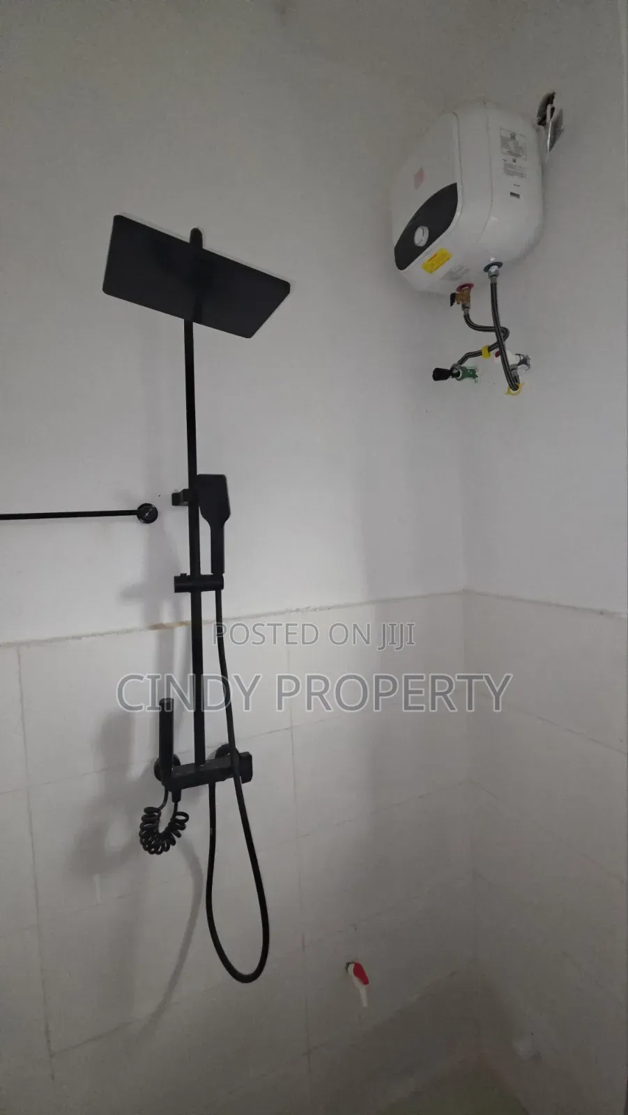 Furnished 2bdrm Townhouse/Terrace in Uyo for sale in Uyo