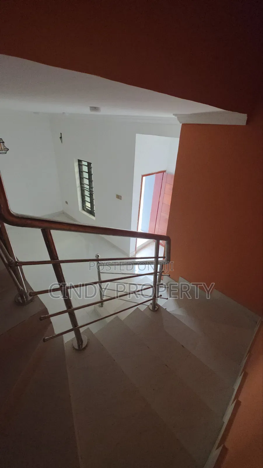 Furnished 2bdrm Townhouse/Terrace in Uyo for sale in Uyo