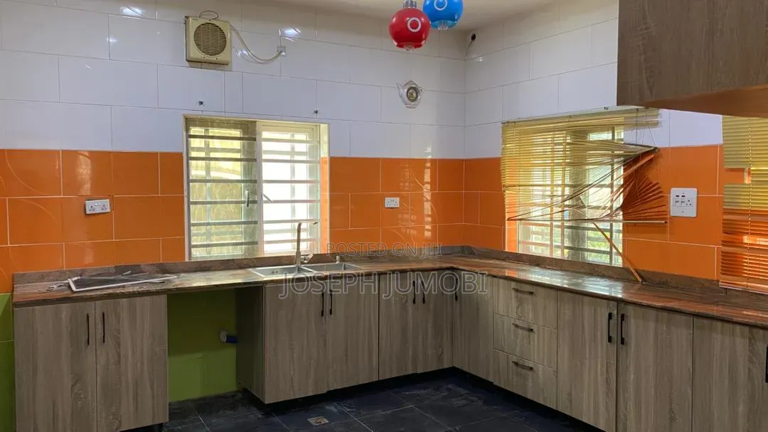 6bdrm Duplex in Grapevine Estate, Katampe (Main) for rent in Katampe (Main)