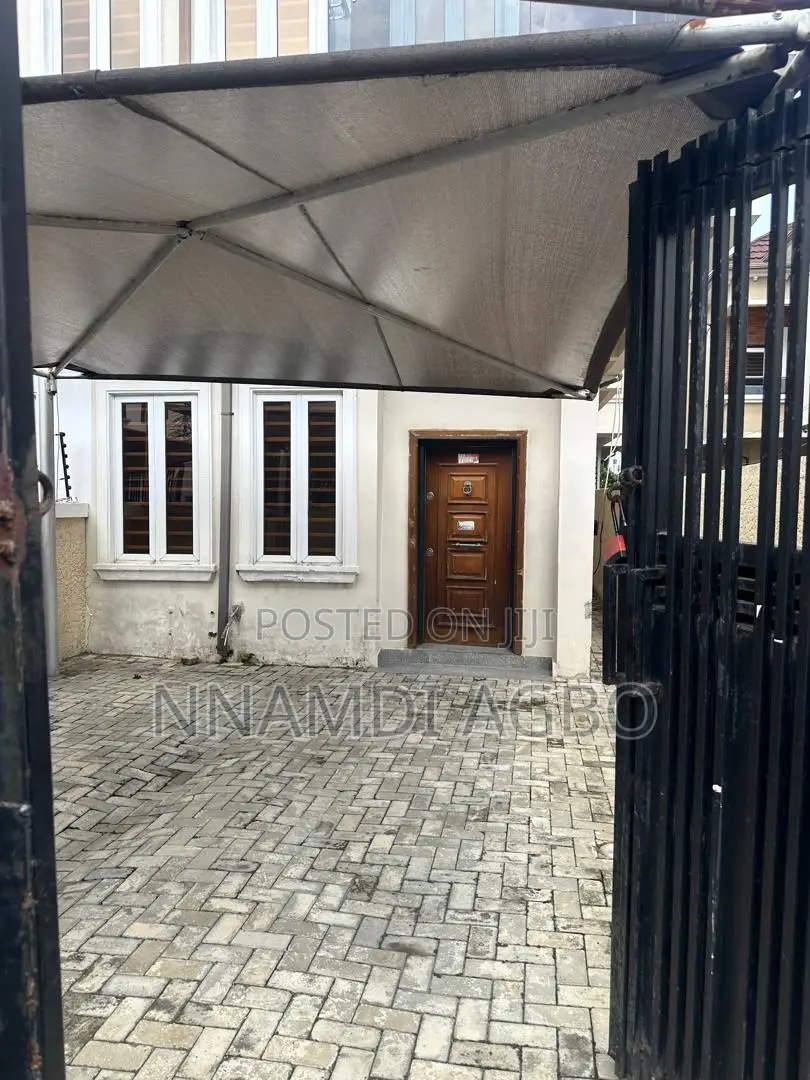 3bdrm Duplex in Chevron for rent in Chevron