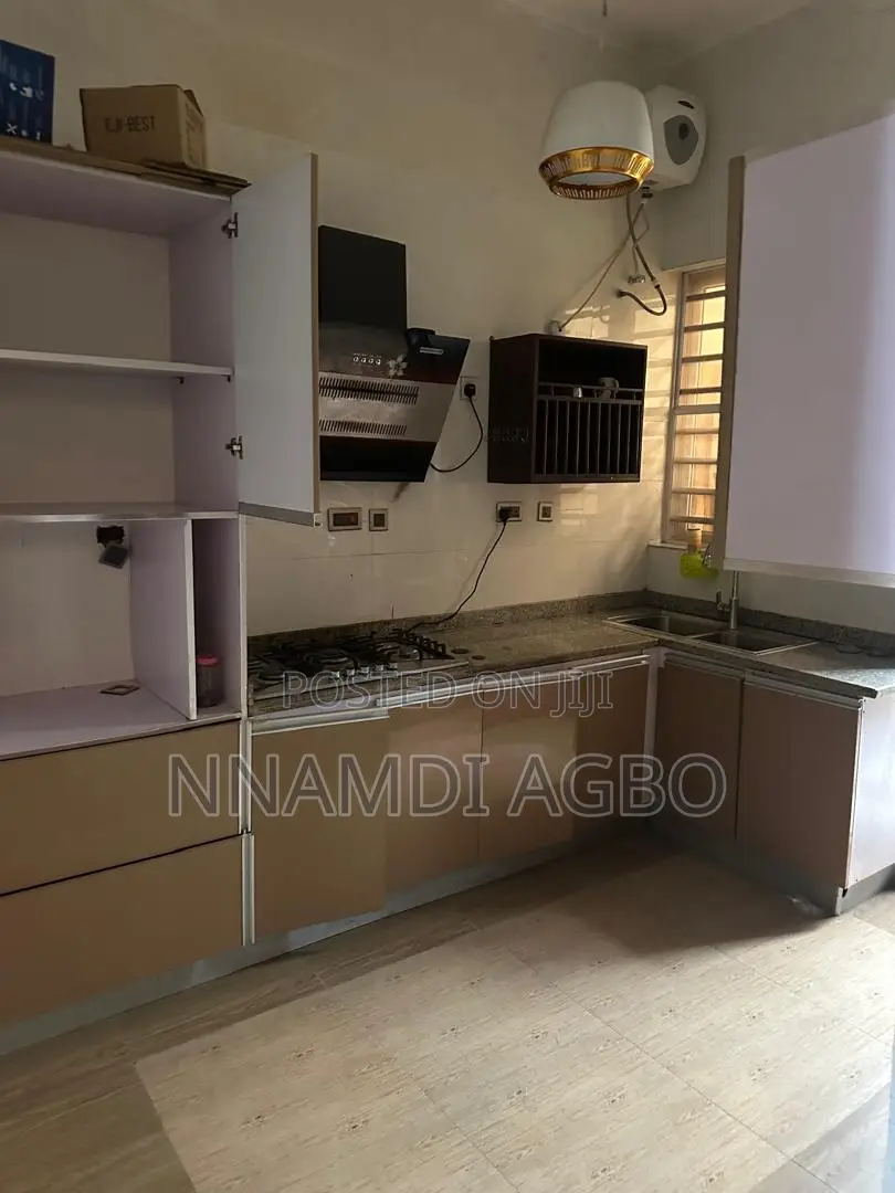 3bdrm Duplex in Chevron for rent in Chevron