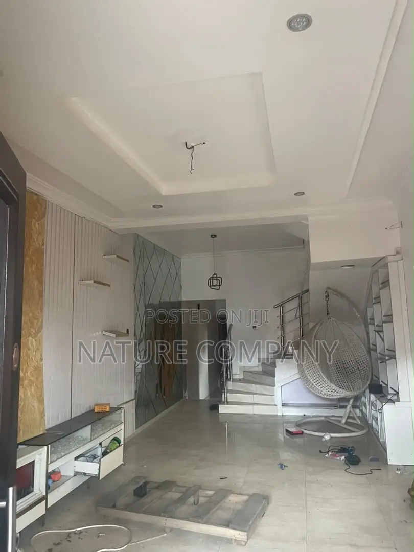 4bdrm Duplex in Magodo Isheri for rent in Magodo Isheri