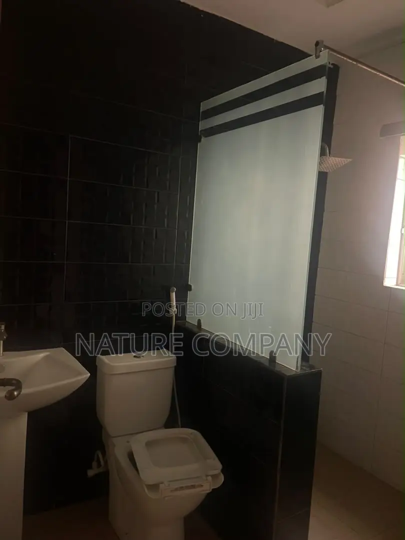 4bdrm Duplex in Magodo Isheri for rent in Magodo Isheri