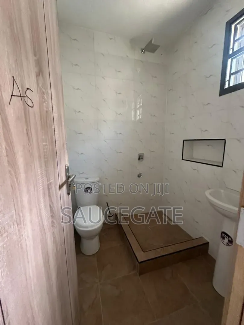 4bdrm Duplex in Ikate for rent in Ikate