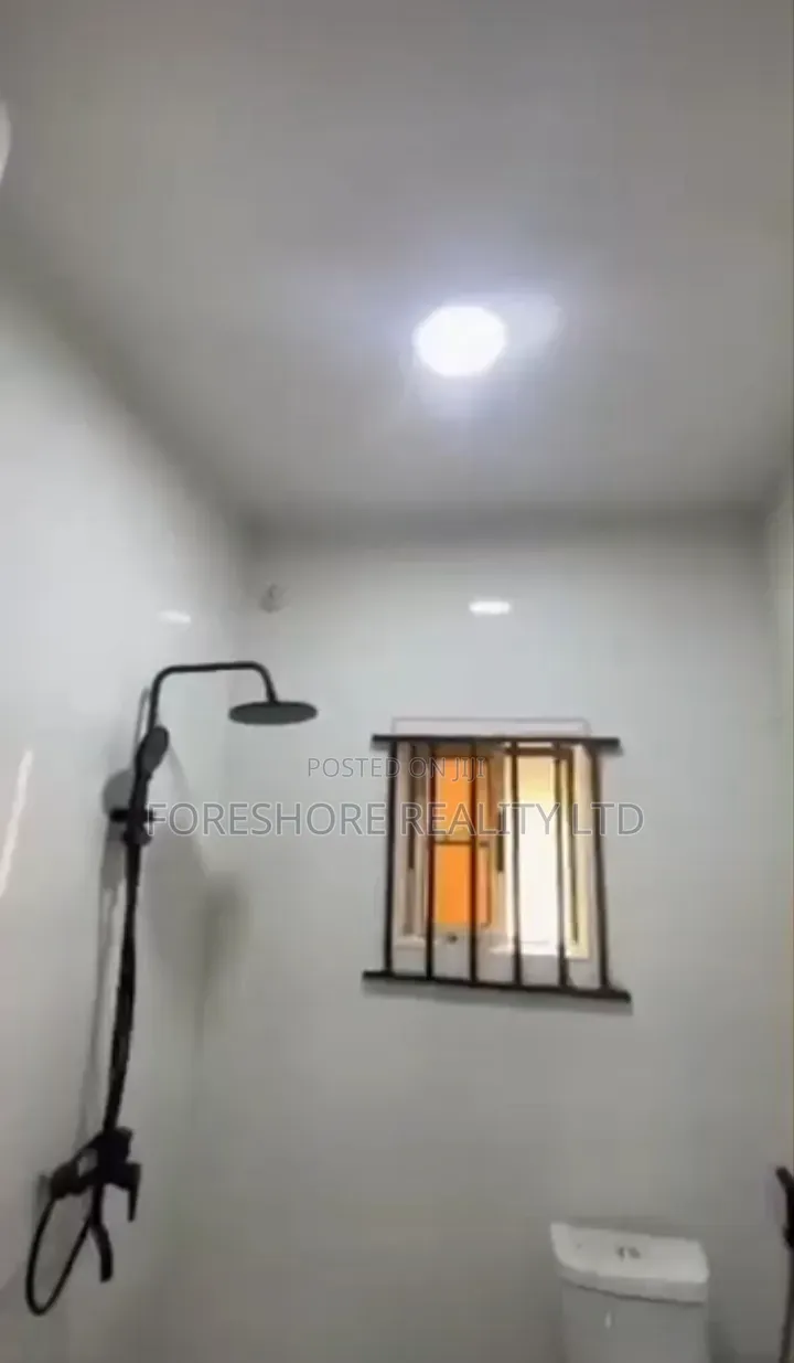 3bdrm Apartment in Soluyi for rent in Soluyi