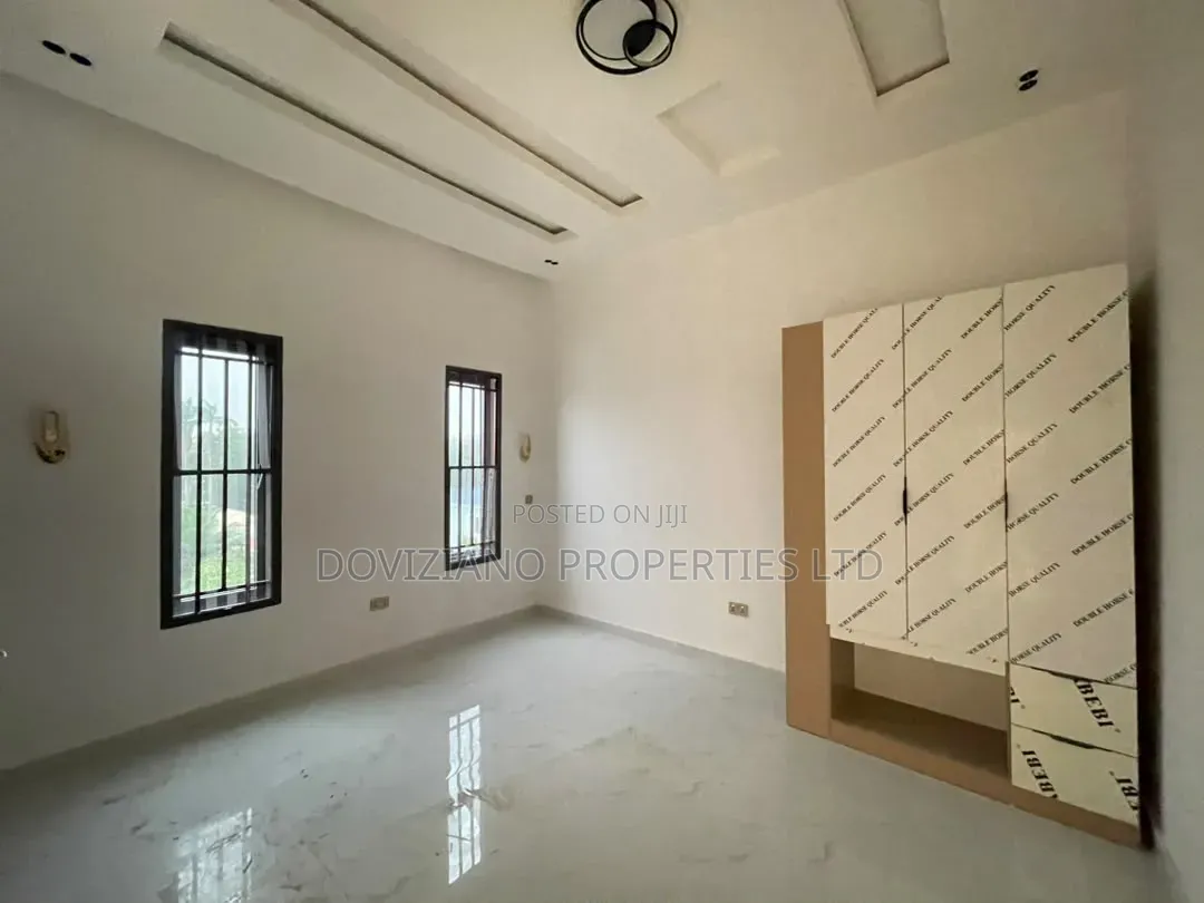 4bdrm Apartment in Ikeja GRA for sale in Ikeja GRA