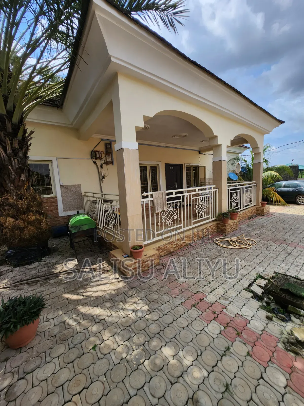 5bdrm Bungalow in Lokogoma for sale in Lokogoma