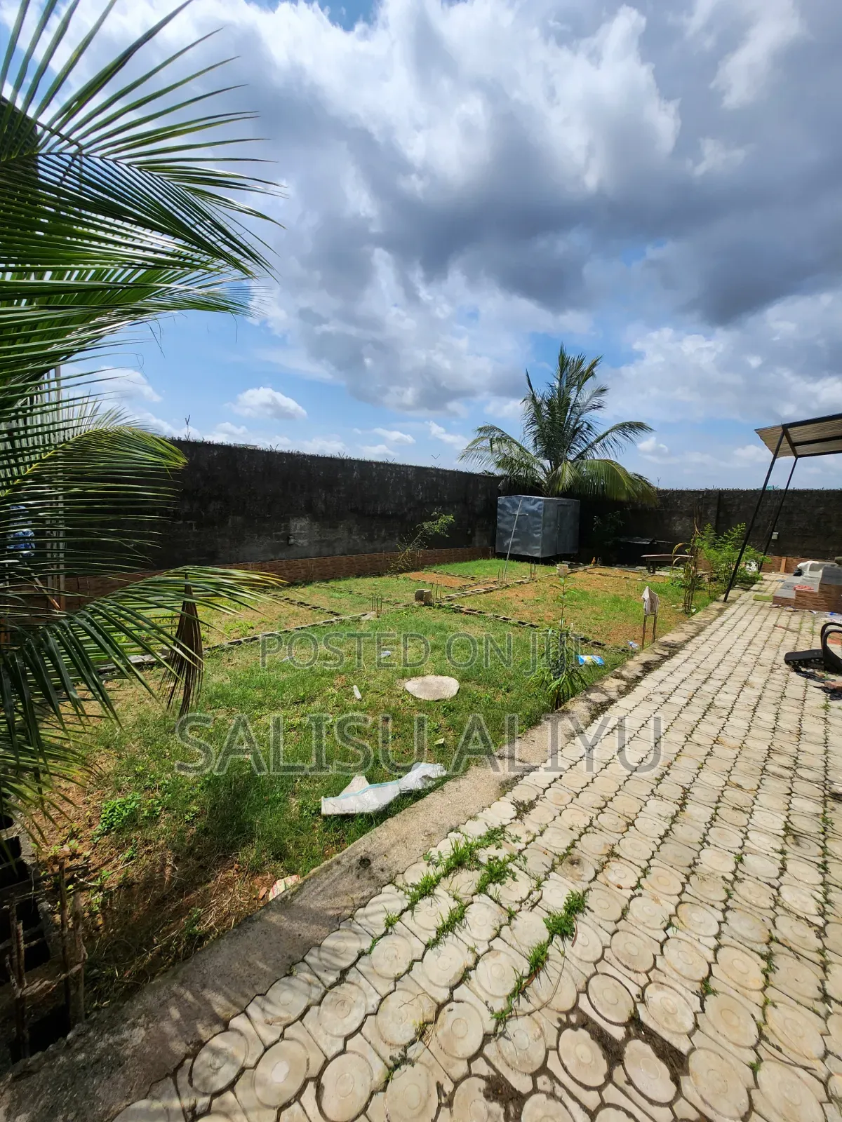 5bdrm Bungalow in Lokogoma for sale in Lokogoma