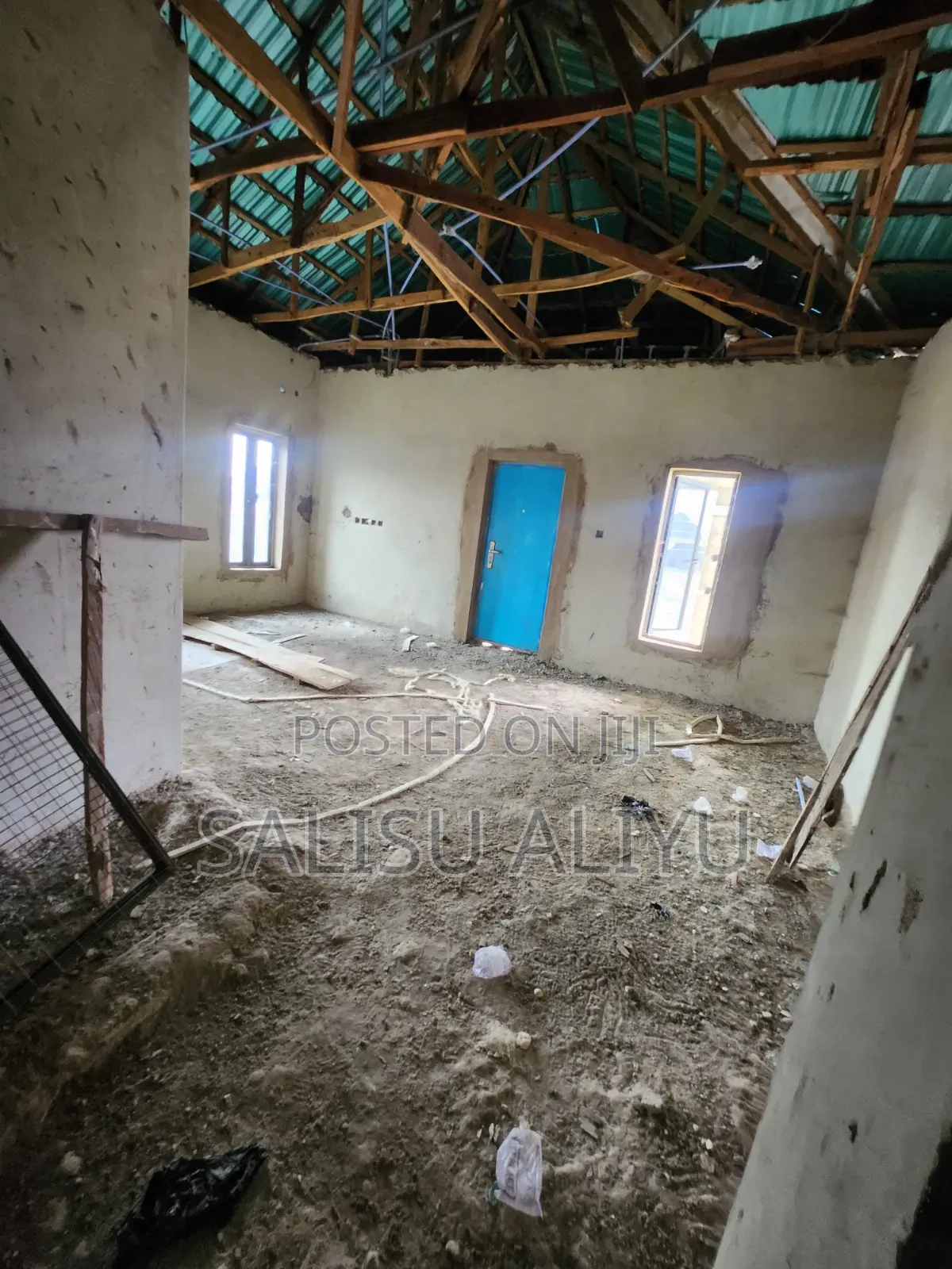 6bdrm Duplex in Lugbe Seaman Estate, FHA for sale in FHA