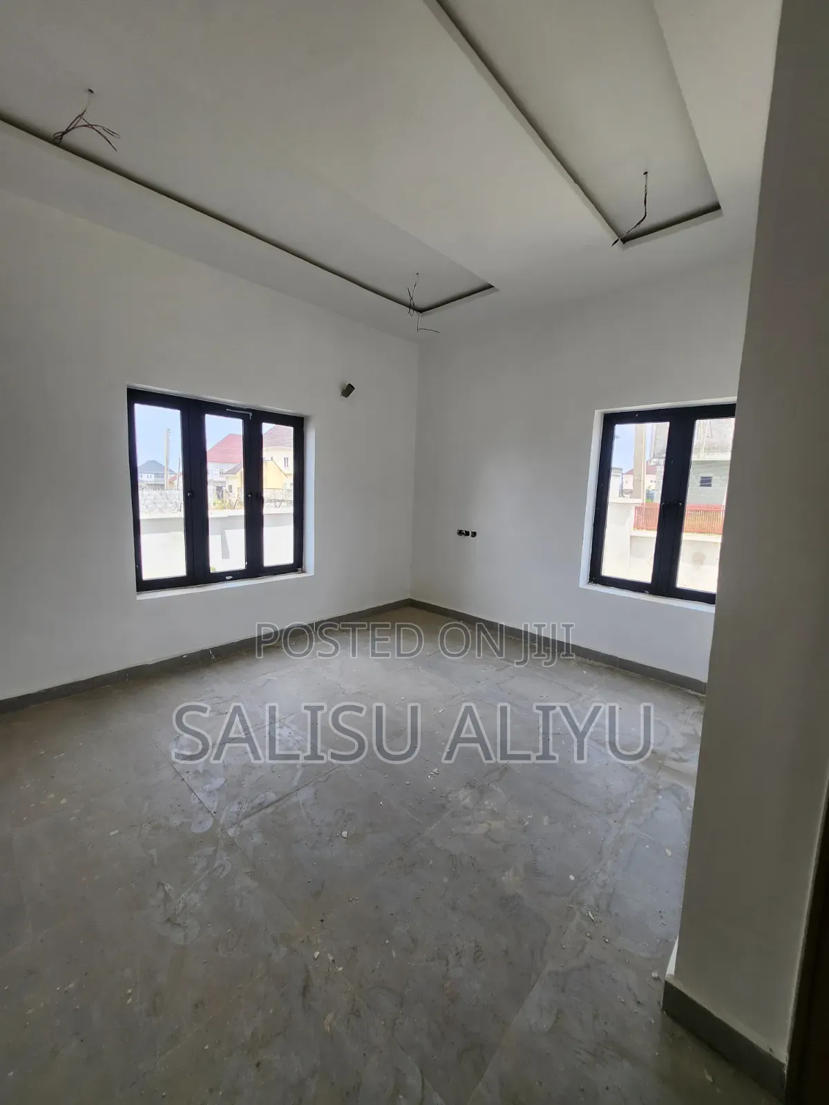 5bdrm Duplex in Nnpc Estate Life for sale in Life Camp