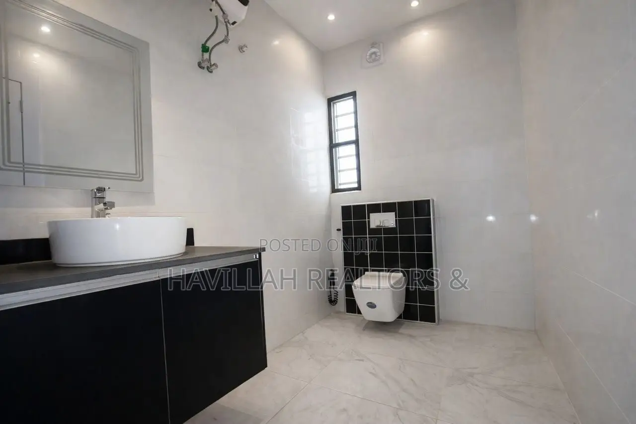 Furnished 5bdrm Apartment in Ikeja GRA for sale in Ikeja GRA