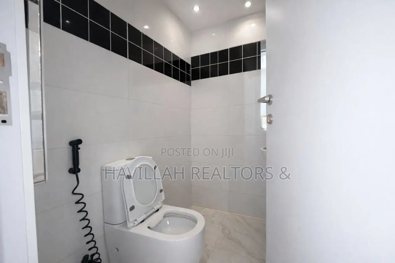 Furnished 5bdrm Apartment in Ikeja GRA for sale in Ikeja GRA