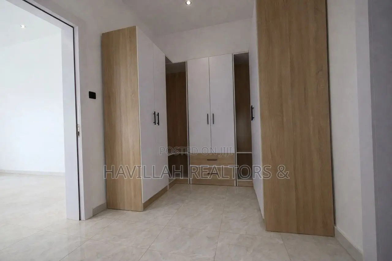 Furnished 5bdrm Apartment in Ikeja GRA for sale in Ikeja GRA