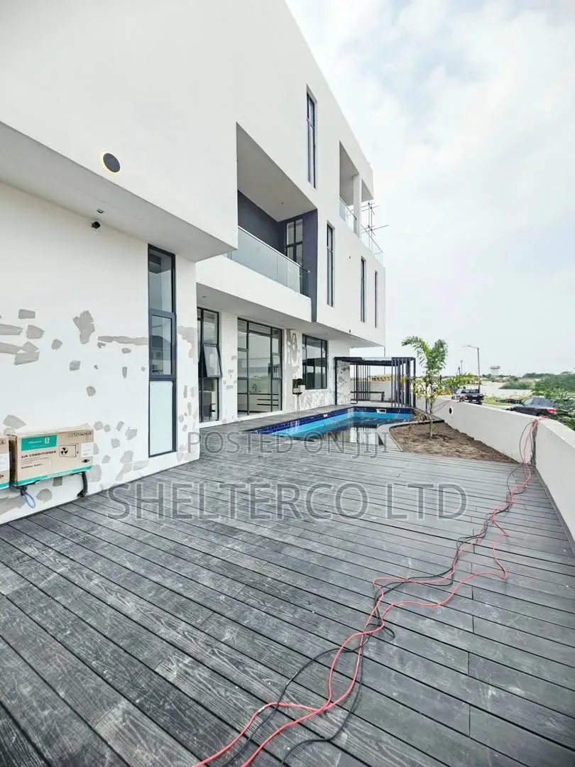 6bdrm Duplex in Estate, Osapa london for sale in Osapa london
