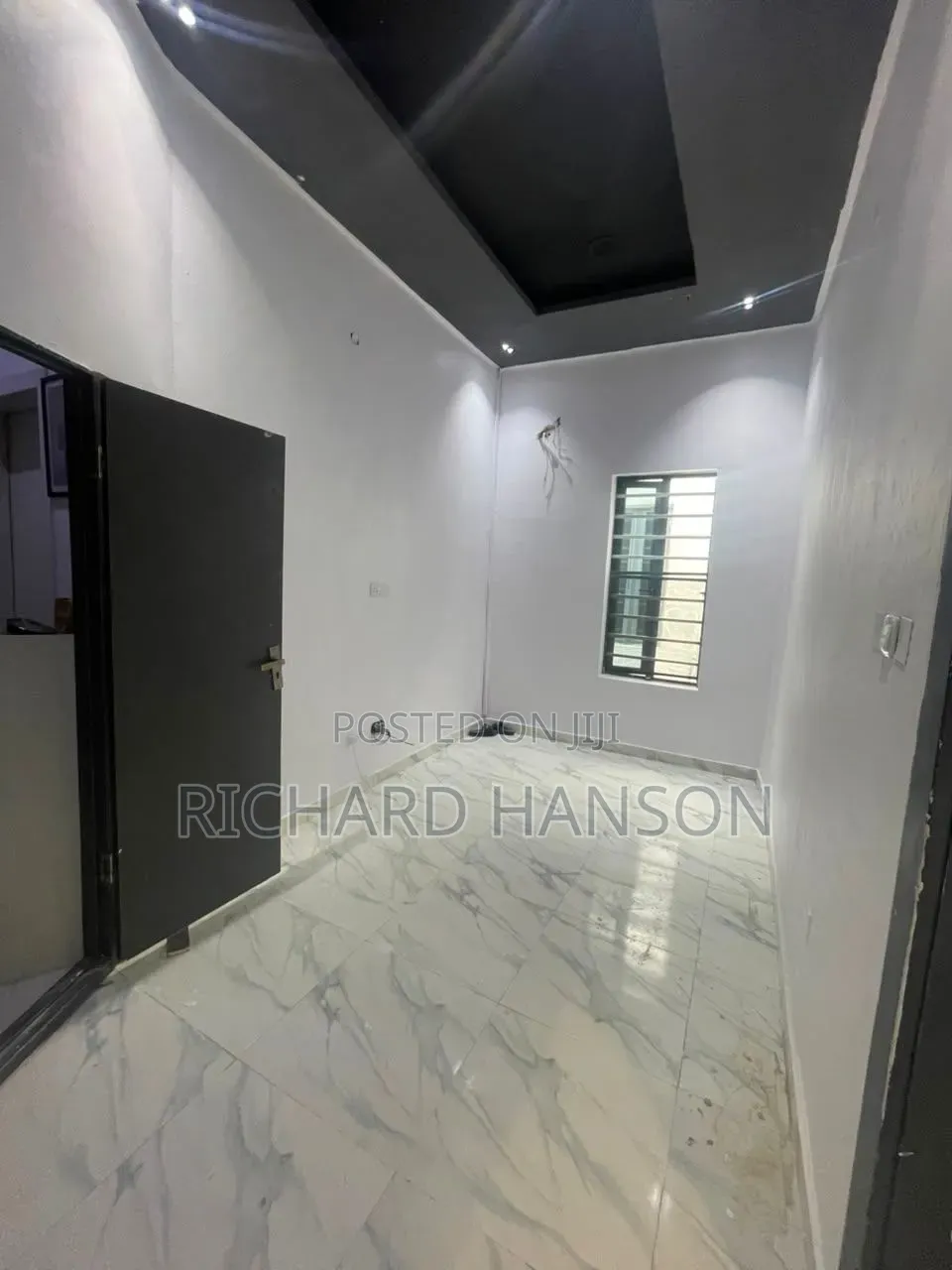 Mini Flat in Angle, Chevron for rent in Chevron
