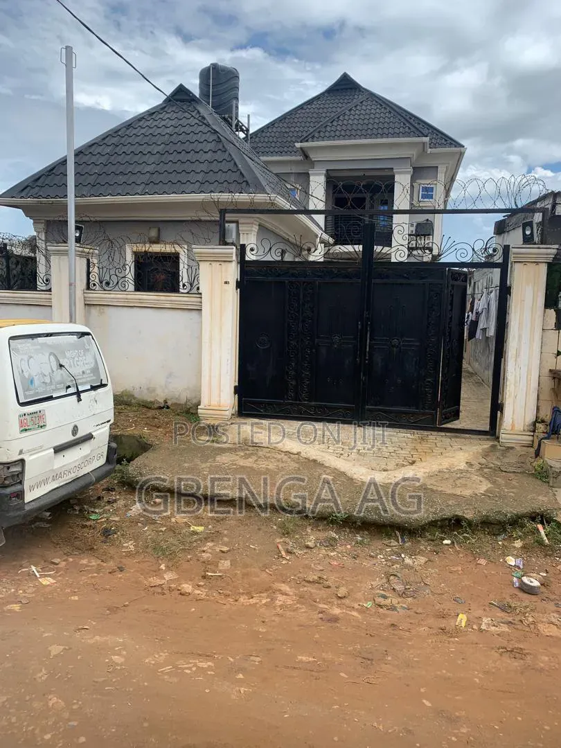 2bdrm Block of Flats in Off Isuti Road for sale in Igando / Ikotun/Igando