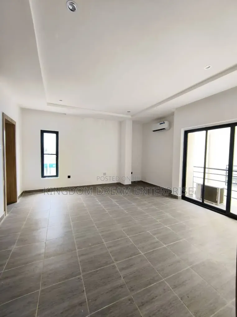4bdrm Duplex in Aboru Harmony Estate for sale in Iyana Ipaja