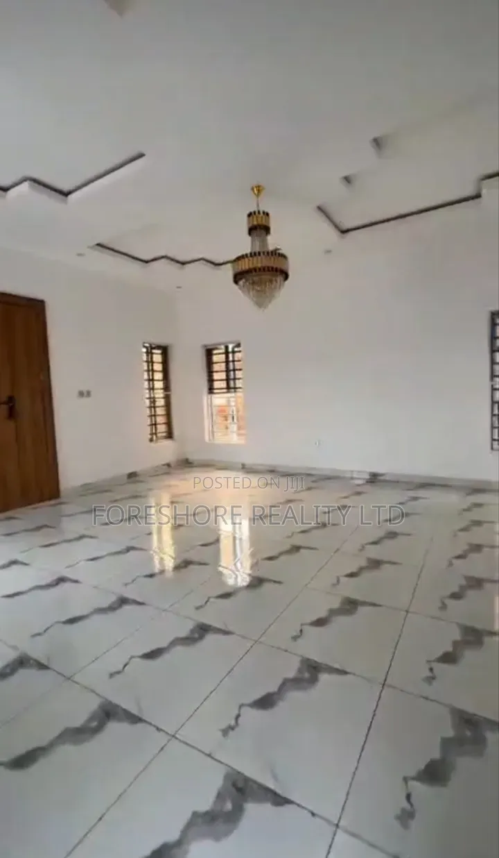 5bdrm Duplex in Magodo Phase 2 for sale in GRA Phase 2 Shangisha
