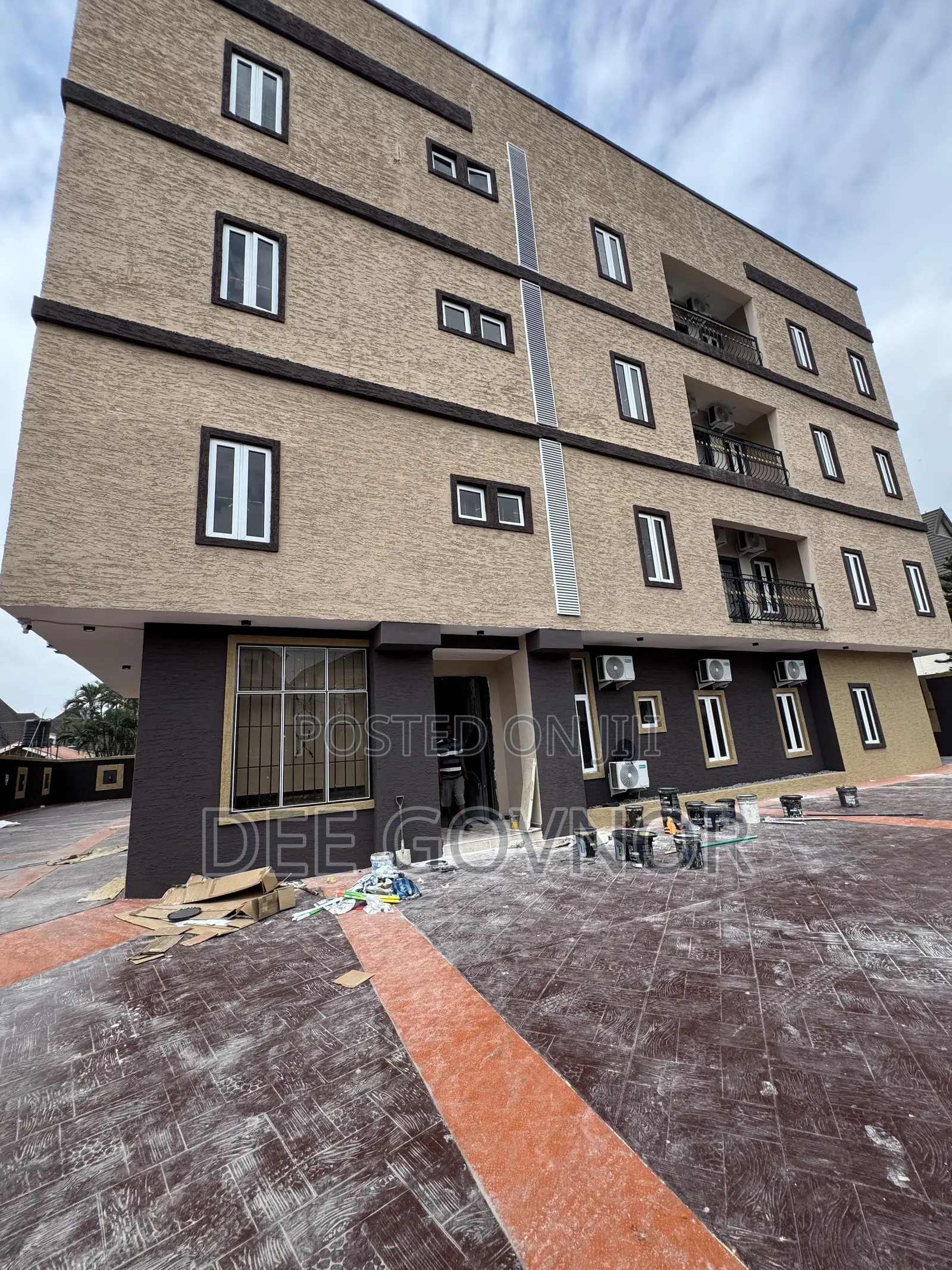 Furnished 3bdrm Apartment in Lekki Phase 1 for rent in Lekki Phase 1