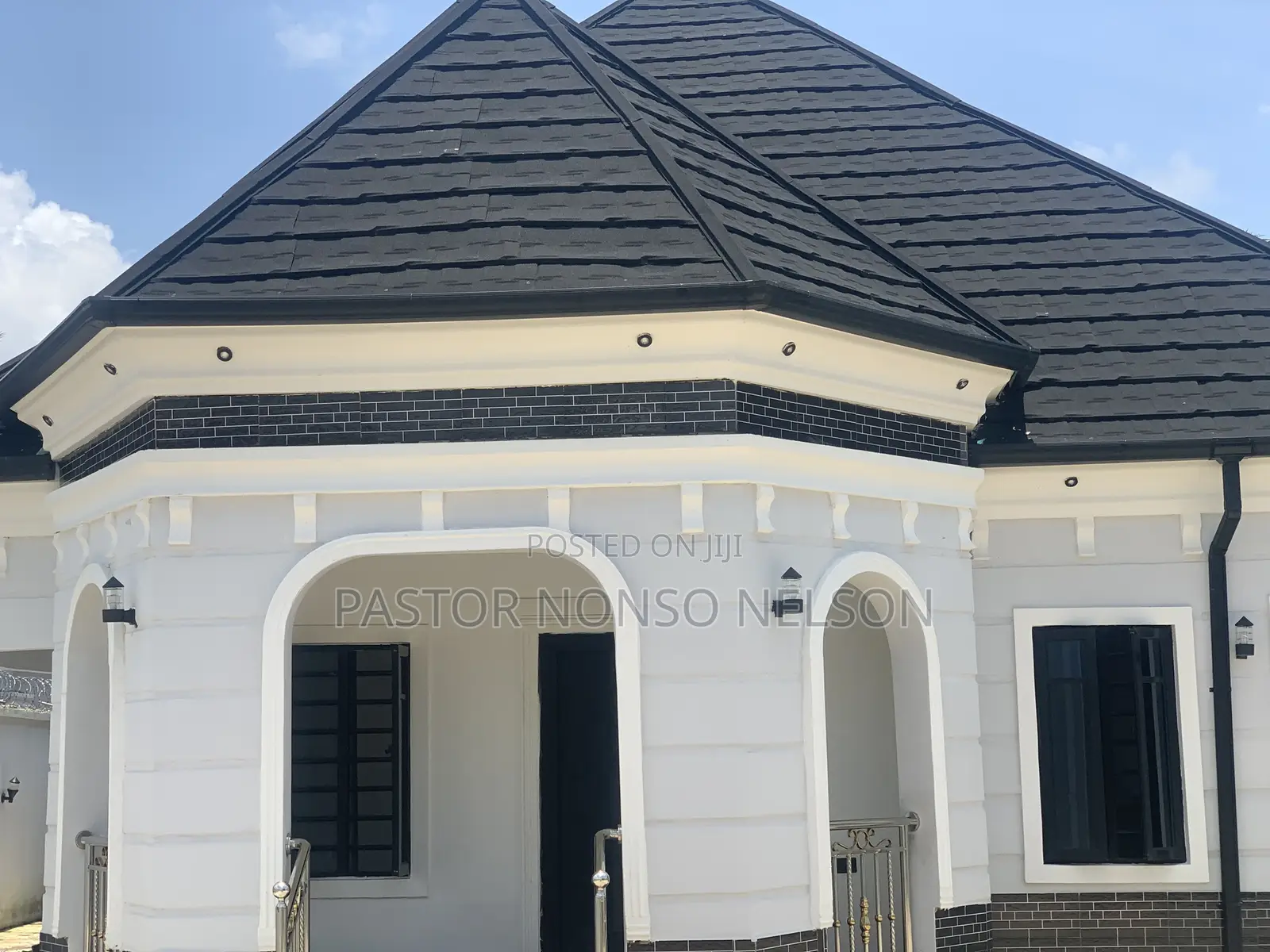 4bdrm Bungalow in Station, Ohaji/Egbema for sale in Ohaji/Egbema