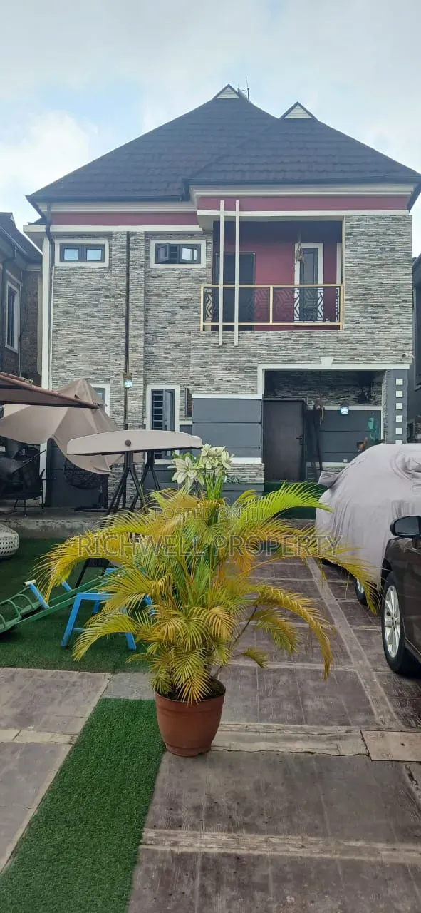 5bdrm Duplex in Old Bodija Ibadan for sale in Bodija
