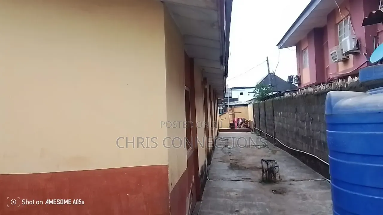 School for Sales in Ejigbo / Ejigbo