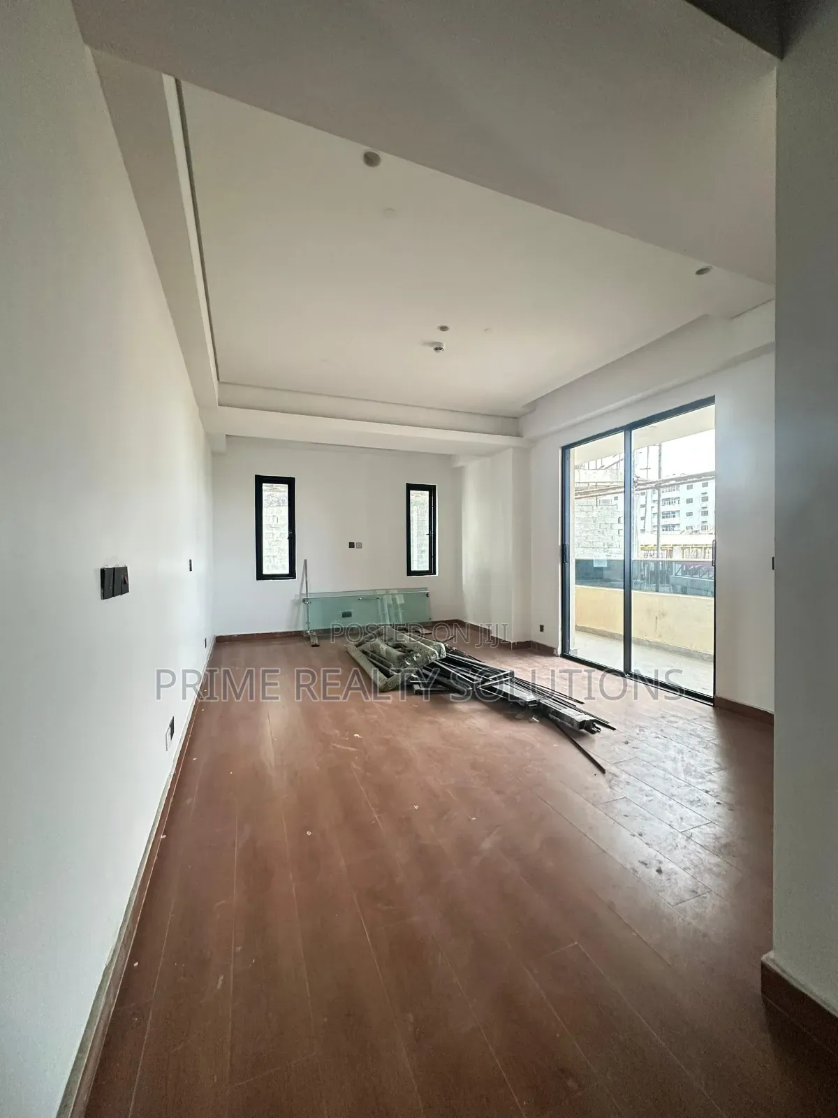 Furnished 3bdrm Apartment in Lekki Phase 1 for sale in Lekki Phase 1