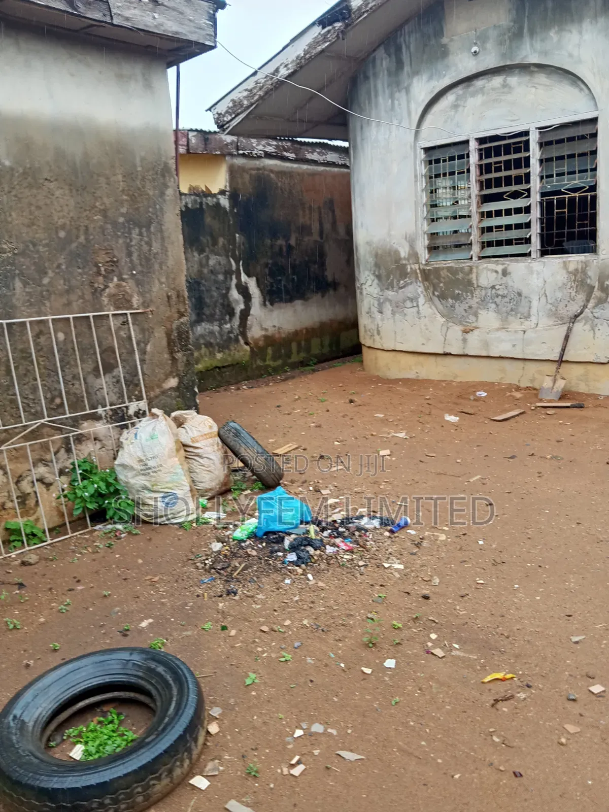 Furnished 3bdrm Bungalow in Omoleye, Abule Egba for sale in Abule Egba