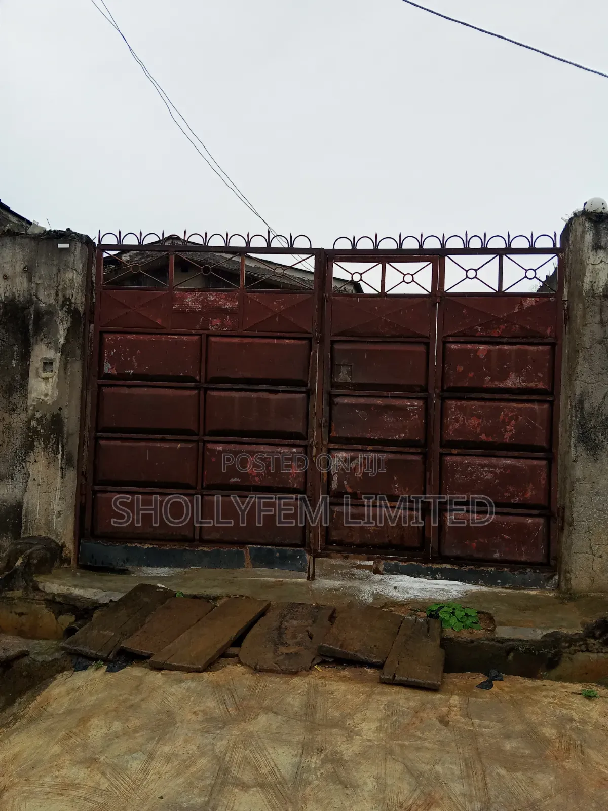 Furnished 3bdrm Bungalow in Omoleye, Abule Egba for sale in Abule Egba
